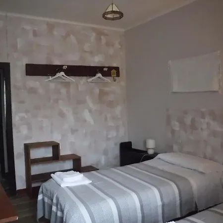 B&b23 *