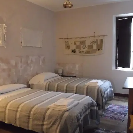 B&b23 *